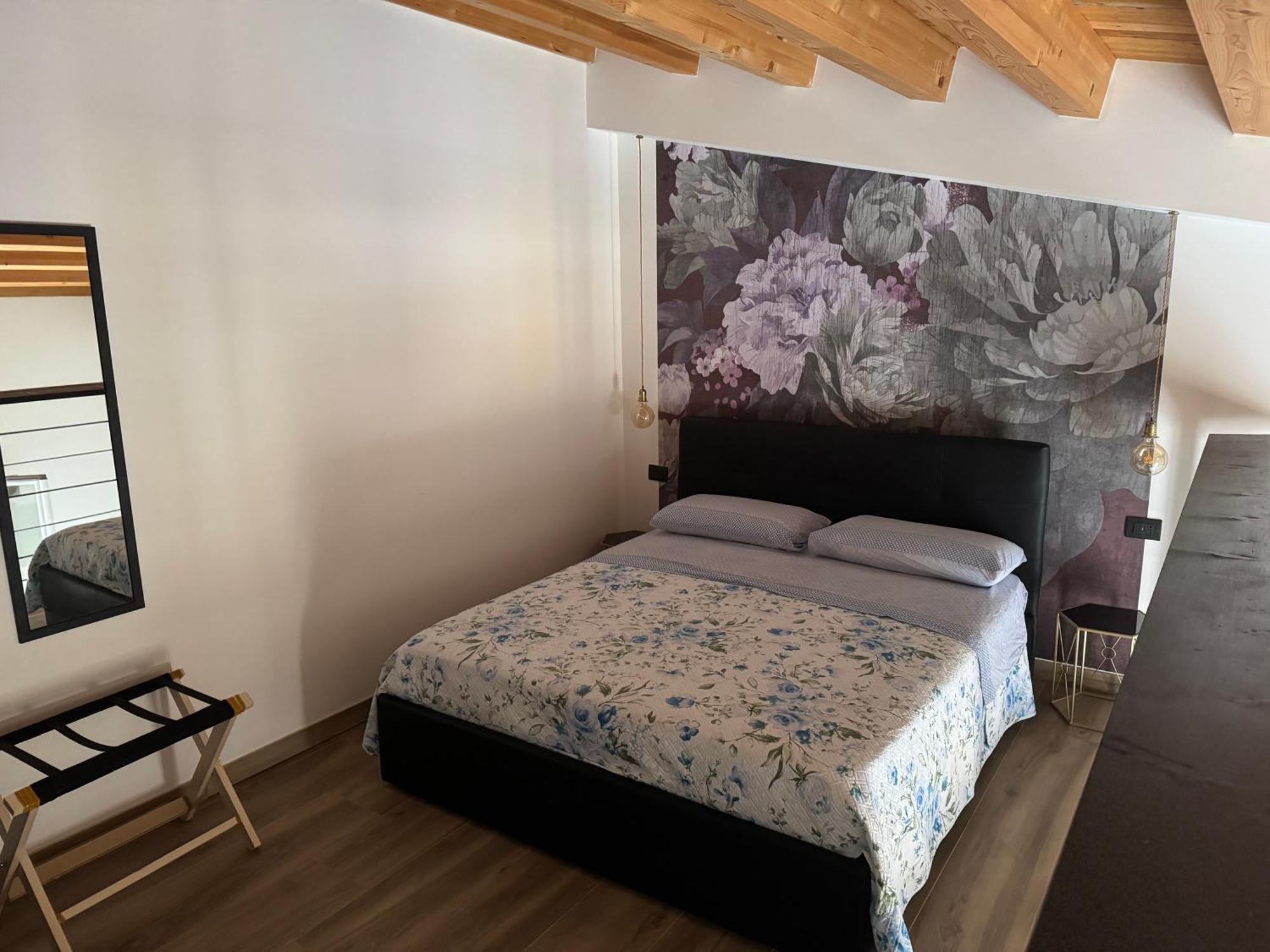 Donna Laura Suite Syracuse Bagian luar foto